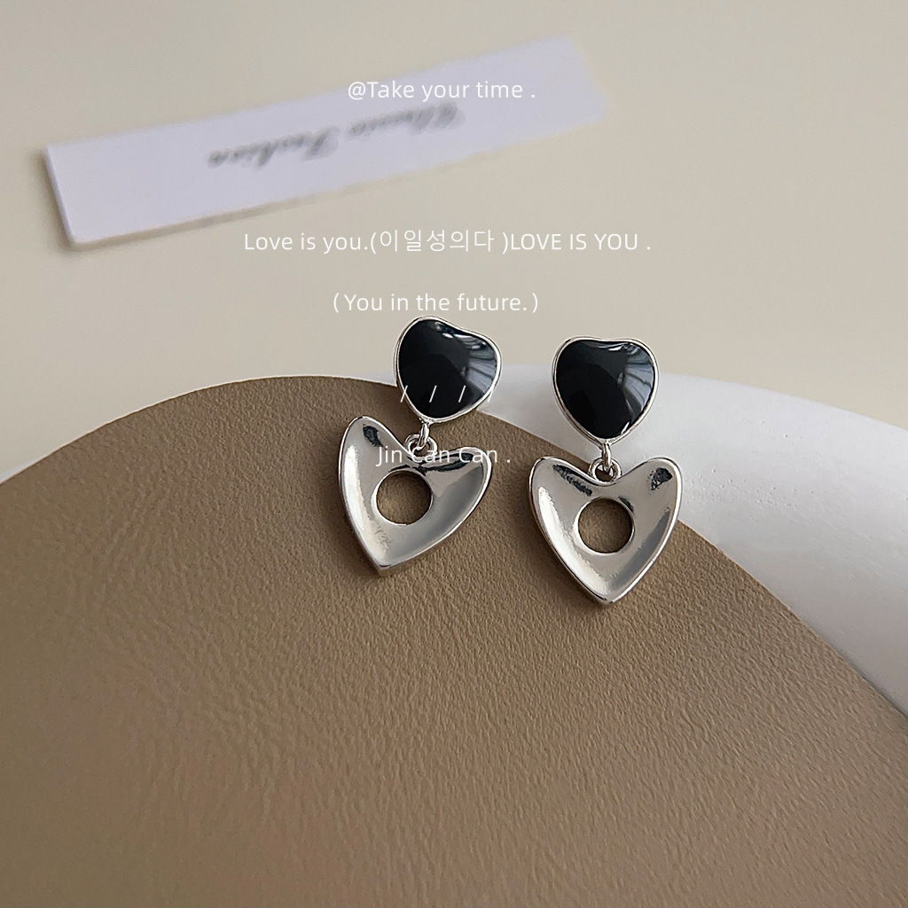 Unique Black Enamel Drop Earrings With Elegant Hollow Heart Design_voghion.com