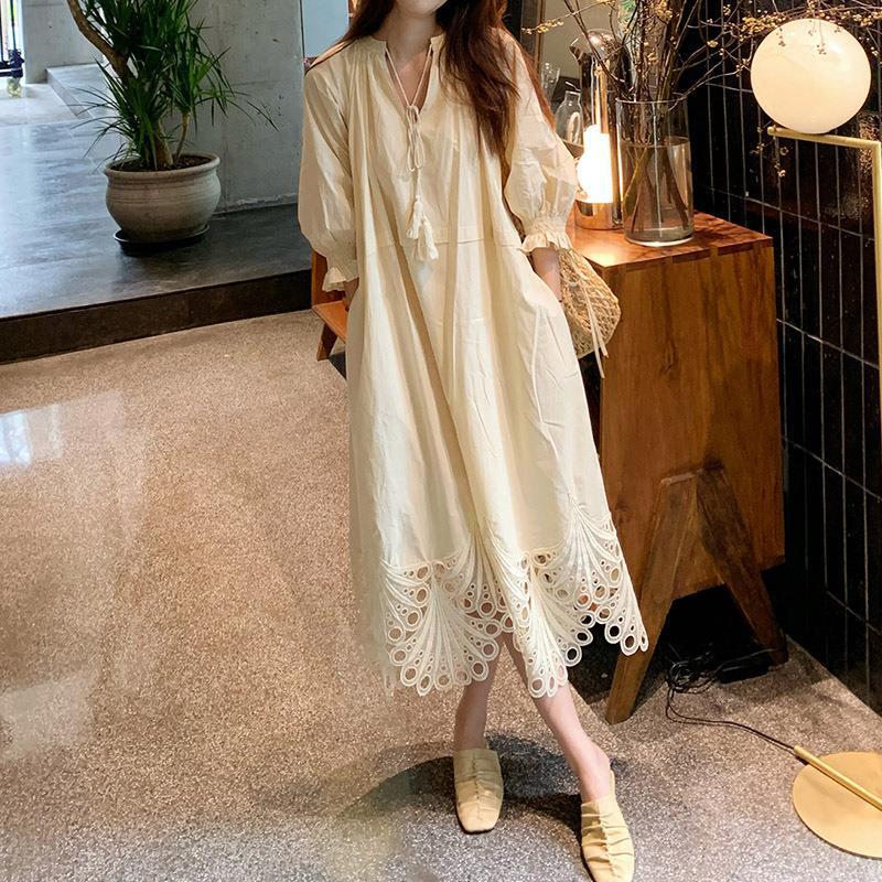 Bohemian Style Tassel Lace-Up Lace Patchwork Long Dress for Women, Spring and Summer Style, Loose-Fitting, Figure-Flattering Vacation Long Dress
