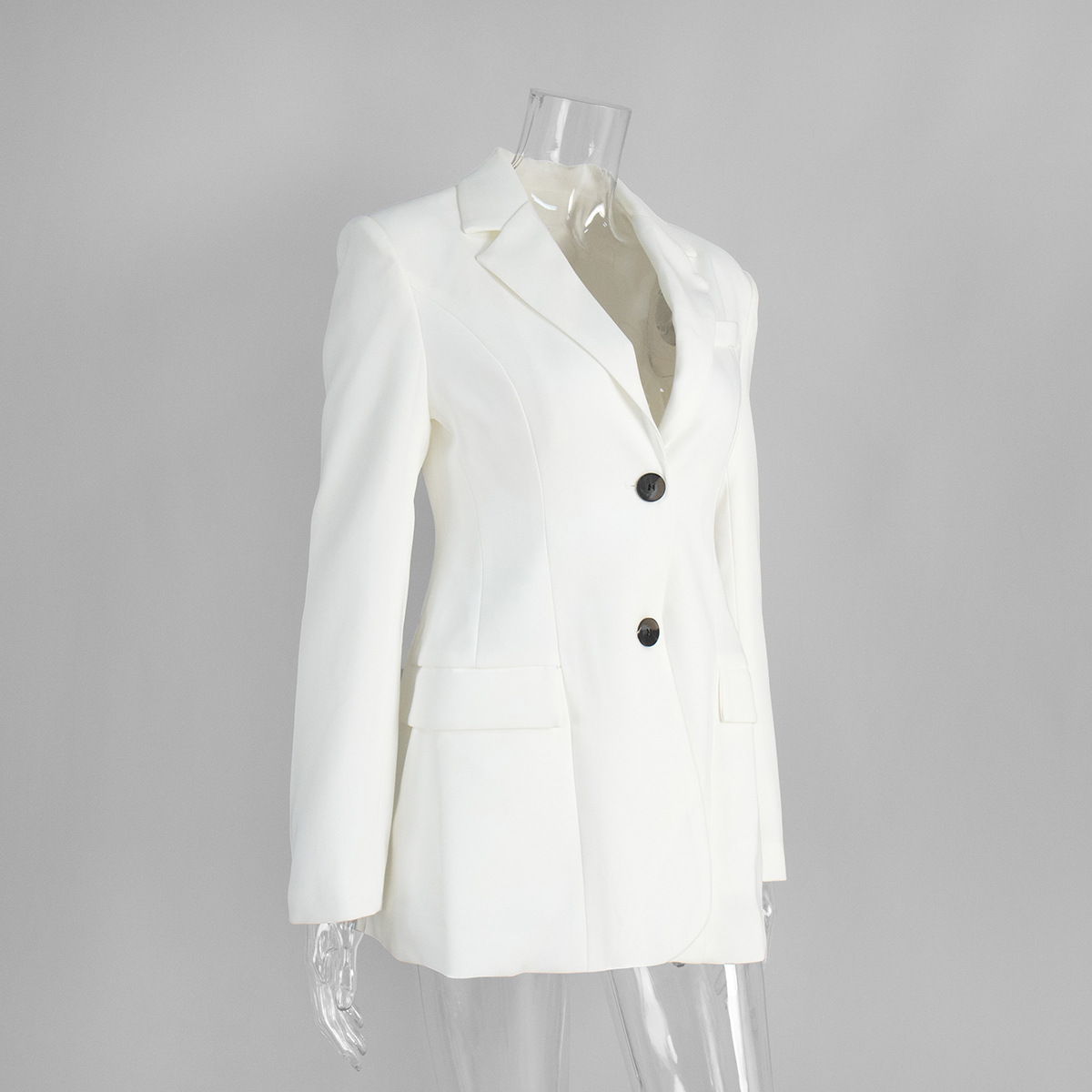 Getailleerde dames blazer met v-hals en elegante taille_voghion.com
