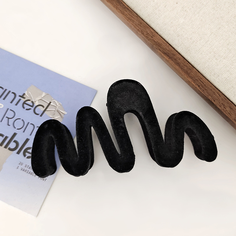 Pinza tipo tiburón extra grande de 13 cm, elegante y resistente