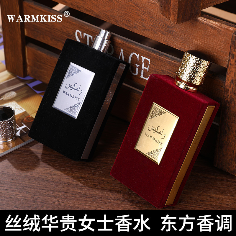 Comercio exterior ARAB Dubai Arab Men and Women Perfume Perfume de madera duradera Oriente Medio franela roja al por mayor transfronteriza
