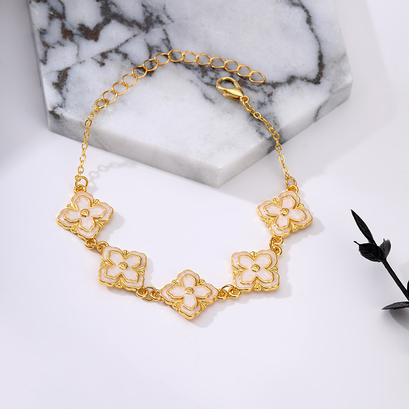 Europa y América de moda retro pulsera de cinco hojas mujeres joyas transfronterizas personalidades de diseño joyas de mano joyas de alta calidad