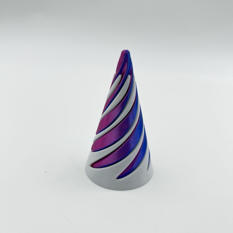 国境を越えたホットセール 3D プリント円錐形減圧おもちゃ 2 色の立体挿入子供の教育開発おもちゃ|undefined