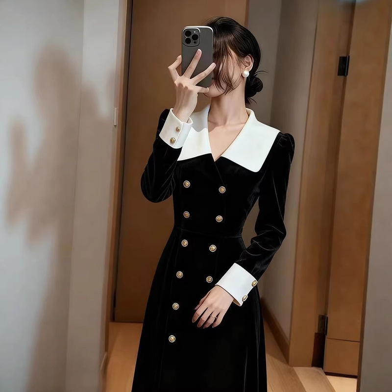 Hepburn-Style High-End Black Velvet Dress for Women, New Autumn and Winter Model, Suitable for Attending Important Occasions Hepburn-Style High-End Black Velvet Dress for Women, New Autumn and Winter Model, Suitable for Attending Important Occasions