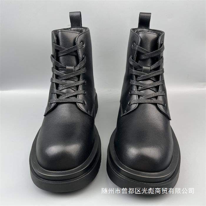 Martin Finds a Bargain: British Leather Shoes and Boots for Men, Workwear Men's Cowhide High-Top Boots for Couples