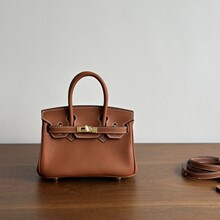 �¿���ƤŮ���K��togoƤ ��֦�y�^��ţƤ�μ�б����������e�r��