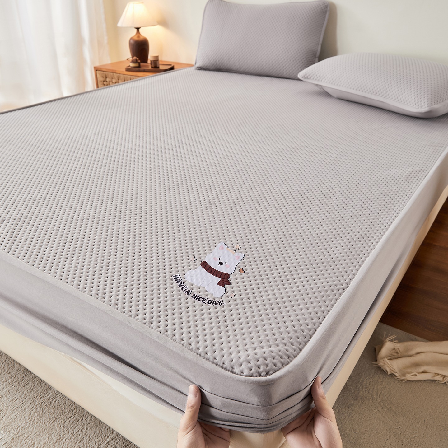 Waterproof Urine-Proof Fitted Sheet Single Piece Quilted Mattress Protector for All Seasons Anti-Urine Bed Sheet Bed Cover Bed Set