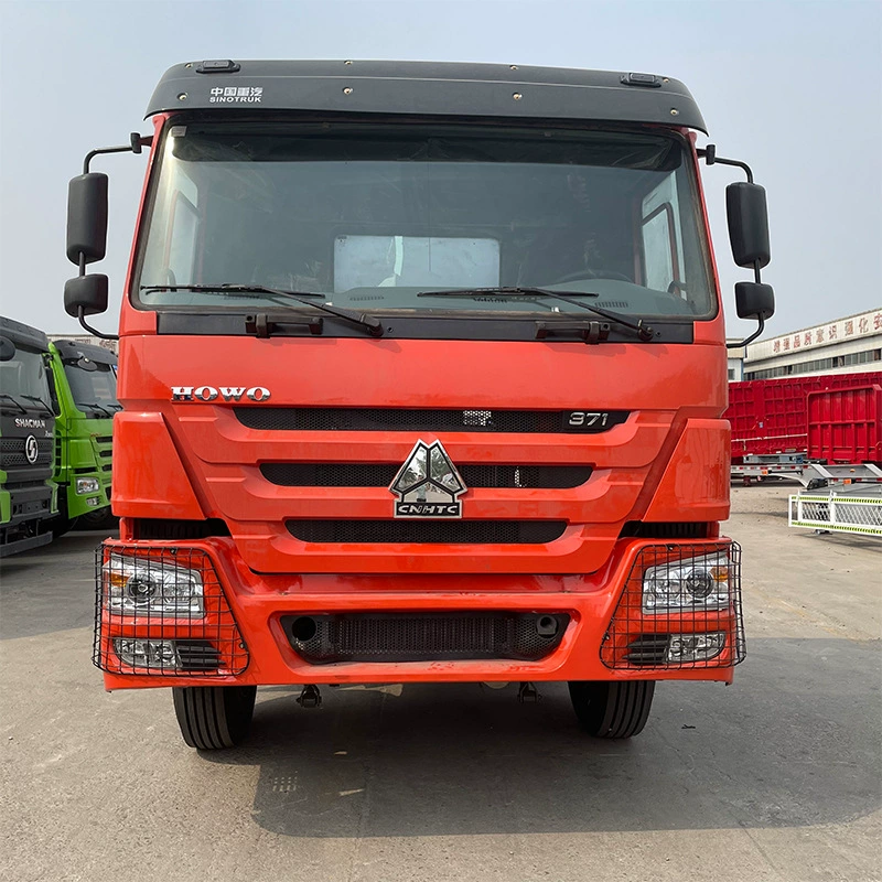 Перевозка подержанного 10-колесного тягача Howo с прицепом, 380 л.с., для грузовых перевозок, с новыми шинами.