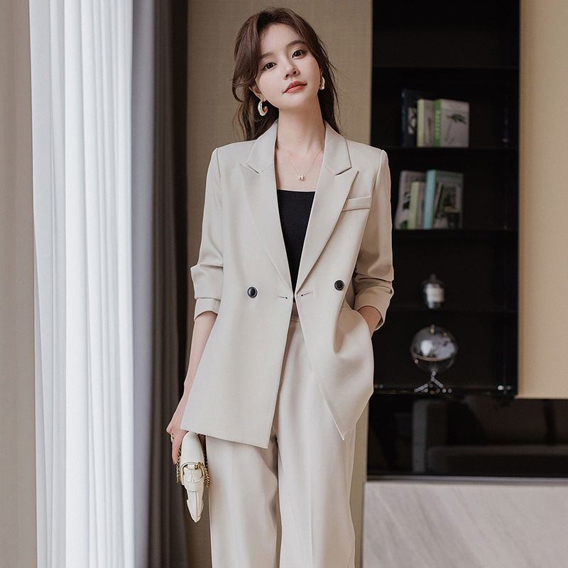 Beige classic suit jacket