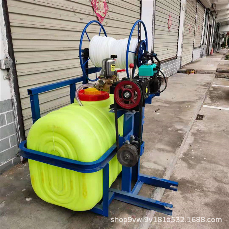 四轮后悬式玉米小麦喷药机 自动卷管机 农作物大面积打药机