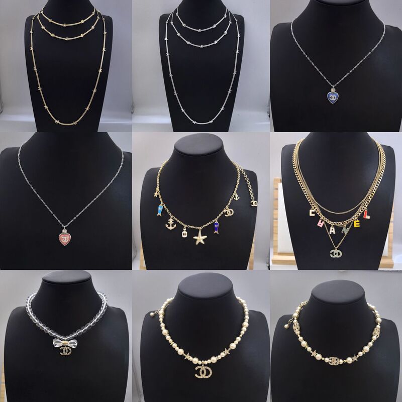 Real Shot of Classic Chanel-Style Necklace for Women, High-End Luxury Colorful Letter Inlaid with Diamonds, Fashionable Jewelry, Double Cv Gold Stamp