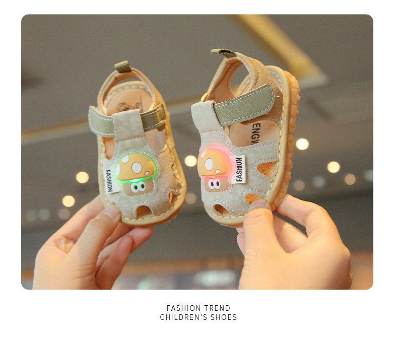 Chaussures bébé à lumière à semelle souple premiers pas_voghion.com