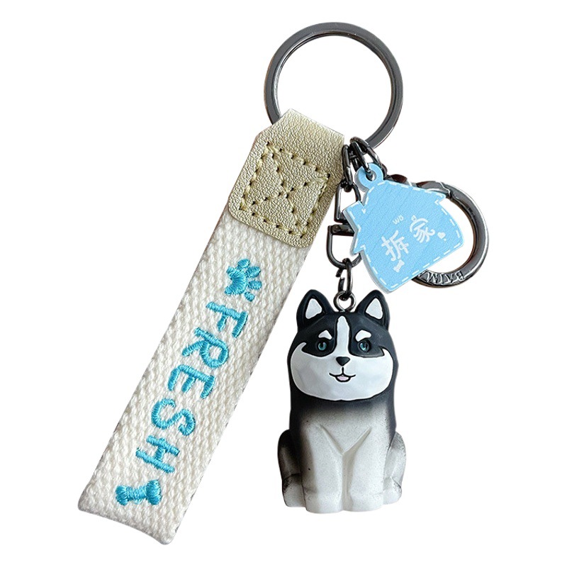 百茂オリジナル木彫り風犬家族車キーホルダー男女可愛い創意樹脂犬のキーホルダー