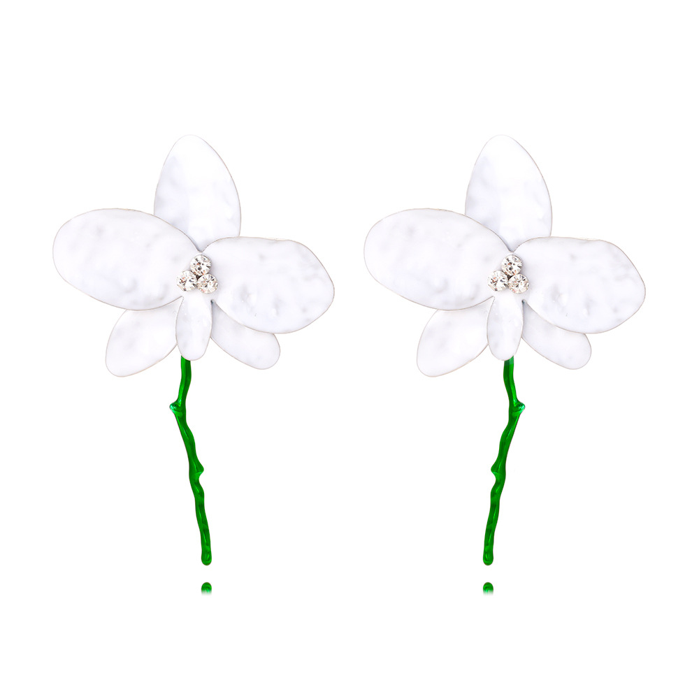 Holiday, Daily Occasion 1 Pair Sweet Shiny Flower Enamel Inlay Iron Rhinestones Ear Studs