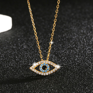 S952���yа��֮���朕r�����\���o�Ƕ��ɫ�{ɫ�ʯ����Ůʿ�YƷ