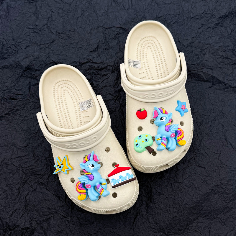 26 New Cross-Border Clog Shoe DIY Accessories Rainbow Unicorn Cartoon Creative Cute Style Detachable Shoe Charms