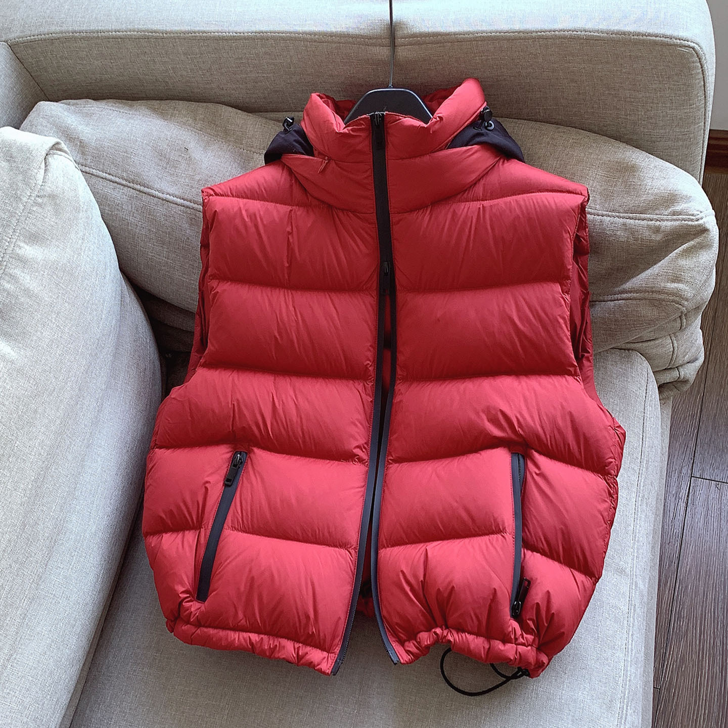 2025加厚 白鹅绒 休闲马甲 宽松羽绒服 连帽可收纳批发H16EMJ8818