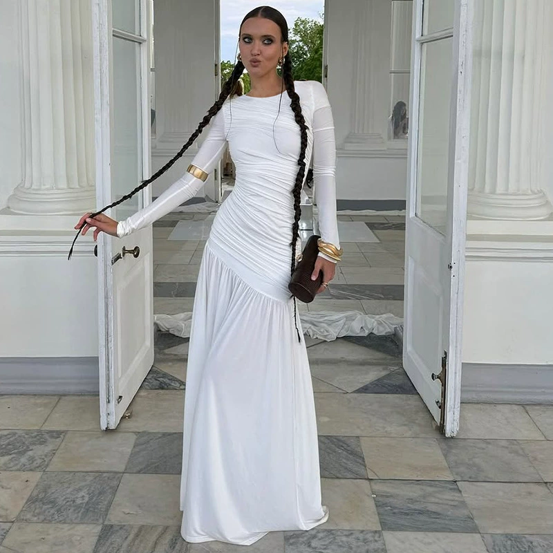 Летняя женская одежда 2025 года, европейский и американский тренд, модное элегантное платье с плиссировкой, круглым вырезом и длинными рукавами, оптом.