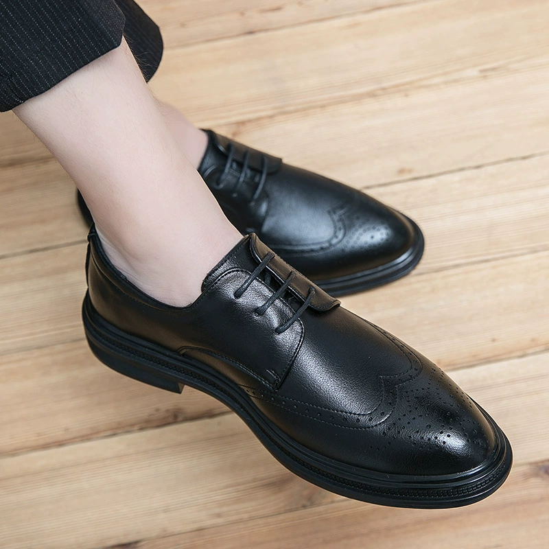 2022 осень новая кожаная обувь мужская броги в британском стиле резная деловая официальная одежда Свадебная обувь летние полые кожаные туфли мужские