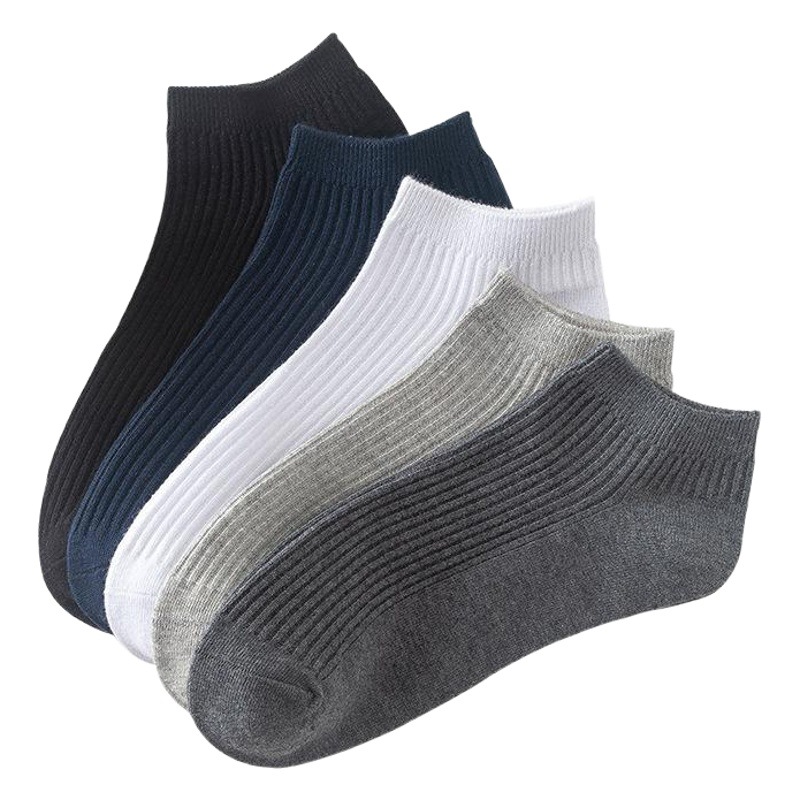 男性の船の靴下は郵送して通気性の双針の靴下の男性を郵送します。