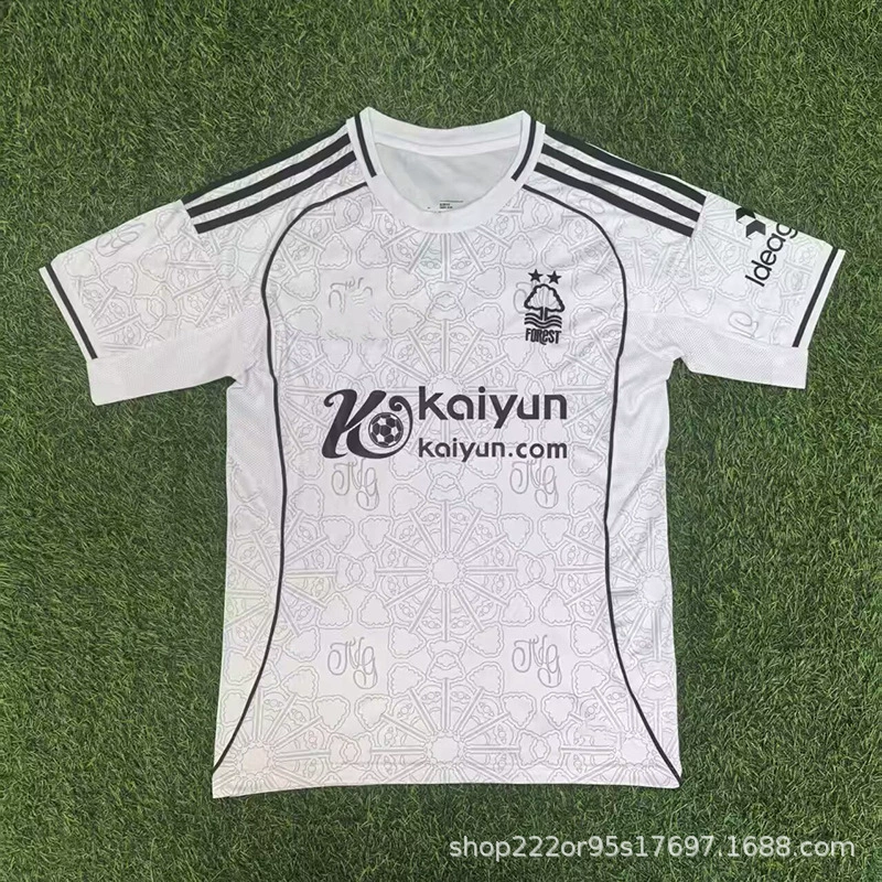 Футбольная форма Blue Cross Chivas Aston Villanovokusen Feyenoord Notts Forest свитер/майка?