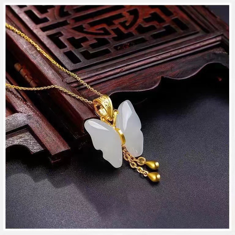 Elegant Butterfly Titanium Steel Plating Pendant Necklace 1 Piece