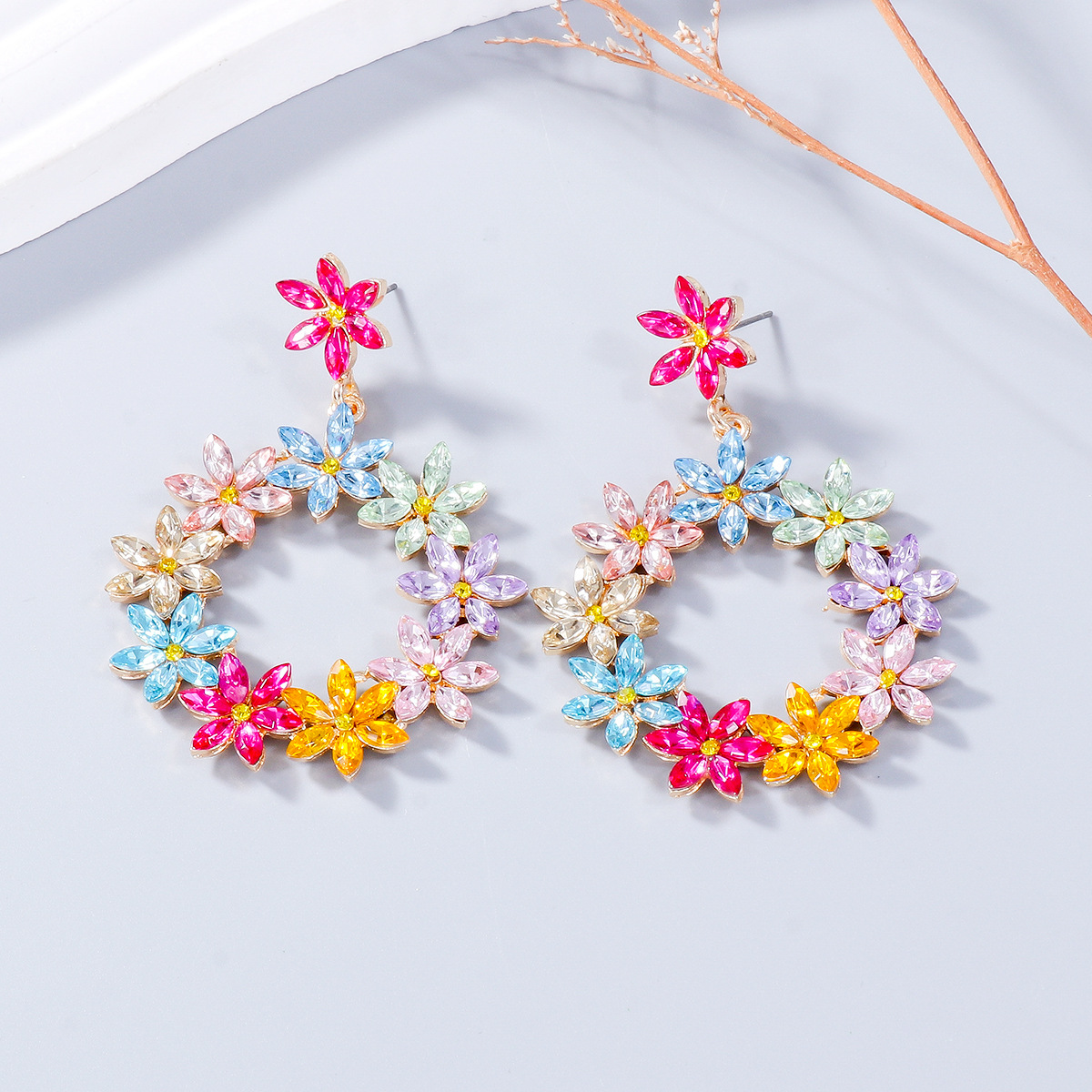 1 Pair IG Style Shiny Circle Flower Inlay Alloy Zircon Drop Earrings display picture 16