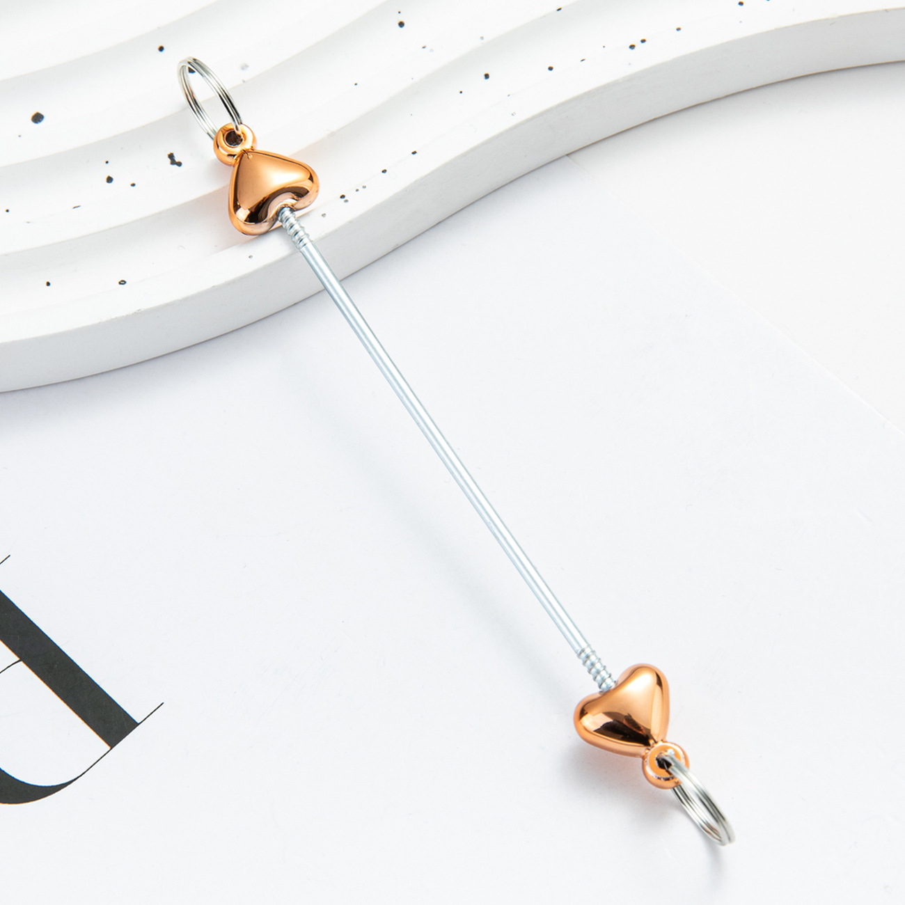 Creativo colgante de accesorios de llavero de amor con cuentas de bricolaje nuevo poste de plástico con cuentas accesorios de llavero con cuentas