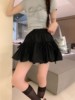 검은색
