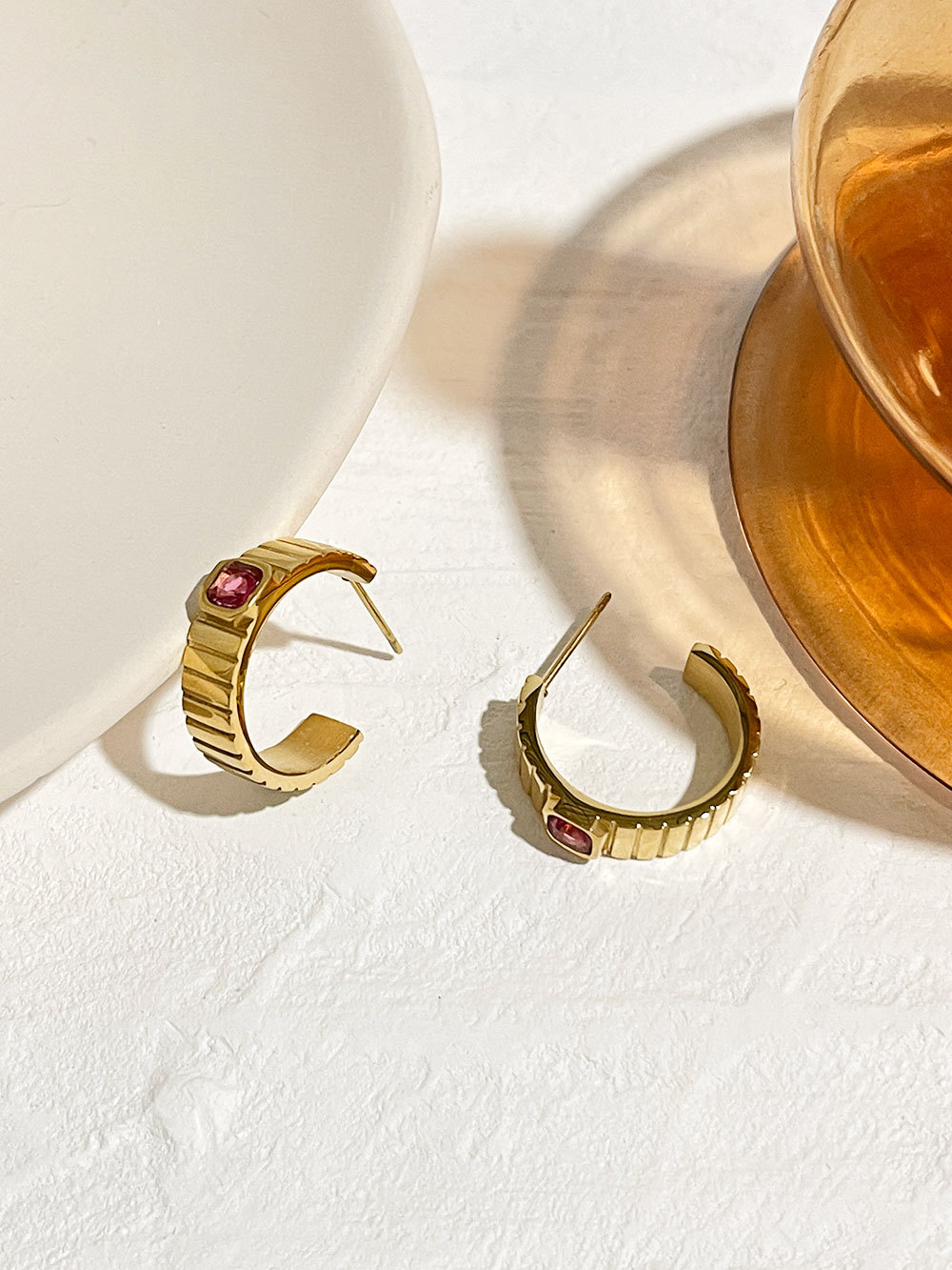 Lady C Shape Stainless Steel Plating Inlay Zircon Ear Studs 1 Pair