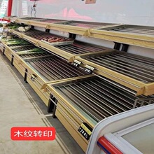 �������rˮ��չʾ��̨�󋌳��в��P䓹����i�����y̨�߲�؛��