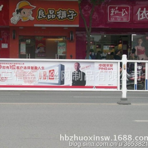 交通安全防撞护栏设施城市公路中间隔离栏防翻越坚固道路护栏网