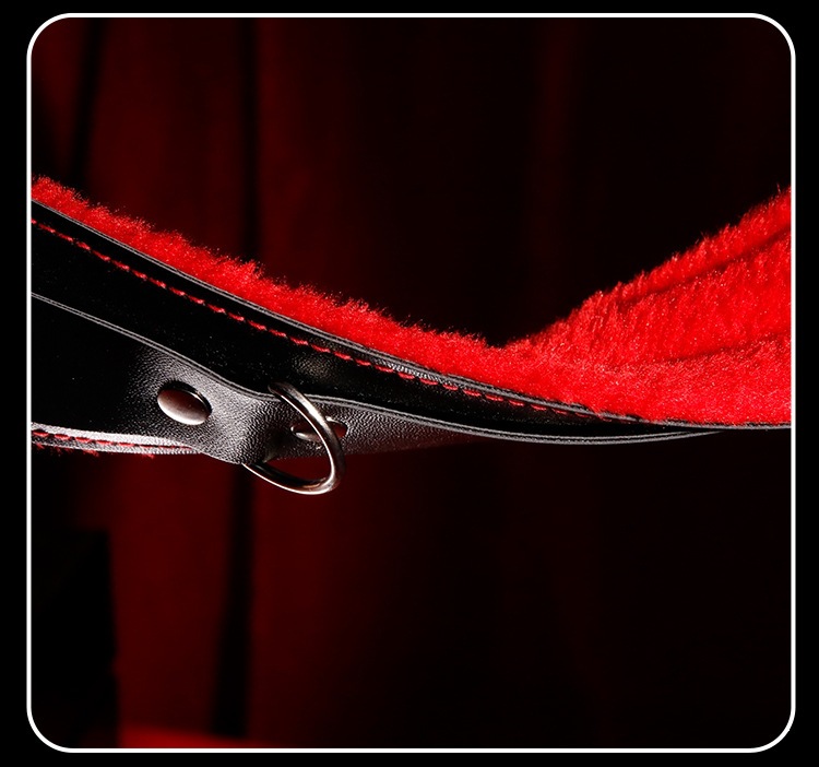 SM Restraint Kit with Handcuffs, Nipple Clamps and PU Leather Accessories — detail image 18