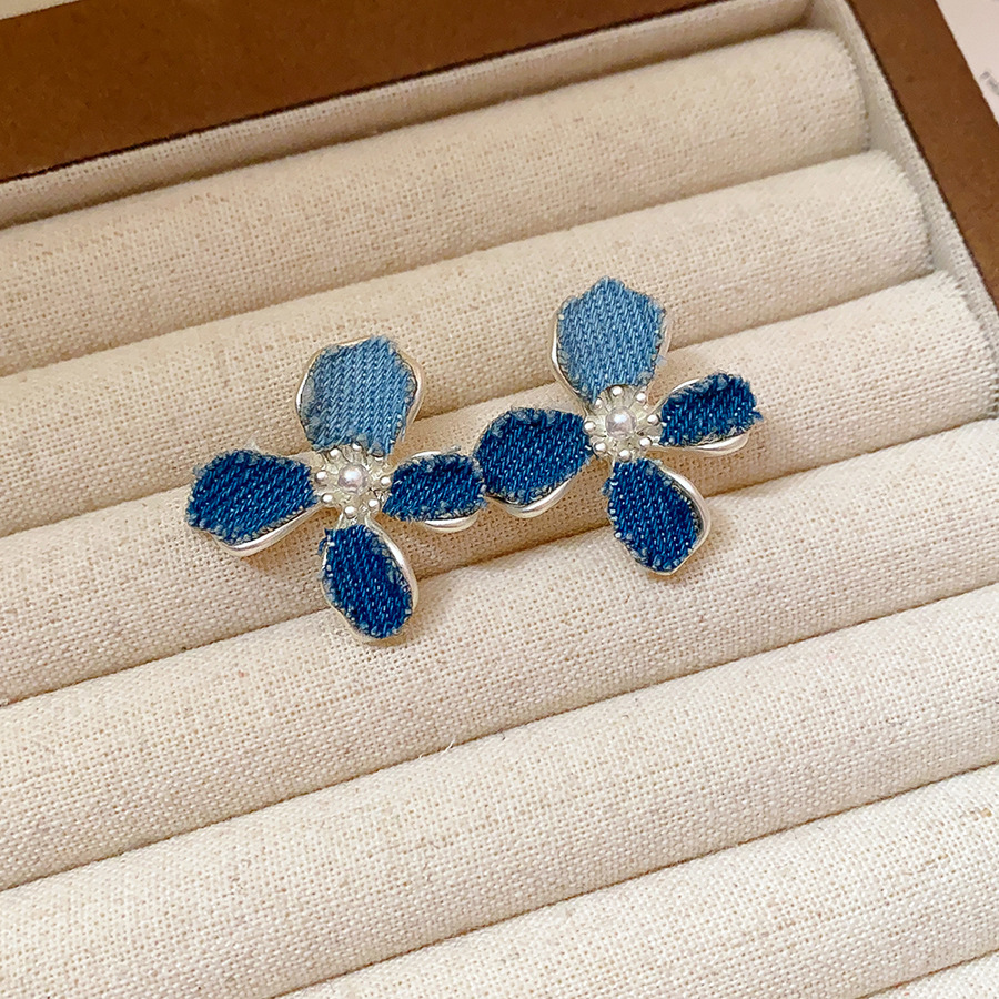 Flores azules vintage medievales pendientes de goteo de aceite ligero lujo alta sensación de joyería Yiwu fábrica al por mayor image 44