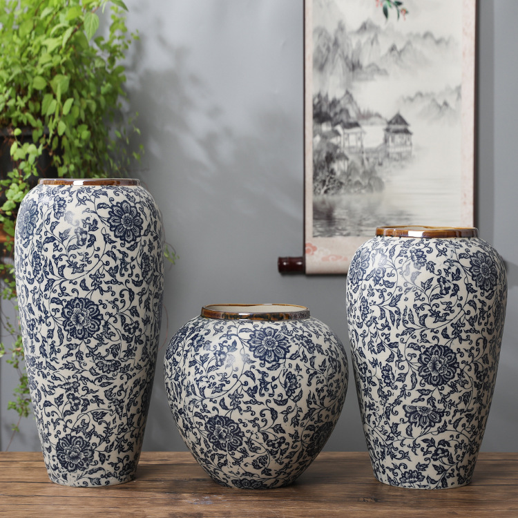 Home decoration ornaments Jingdezhen ceramic flower ware modern Chinese ceramic vase retro blue and white lotus