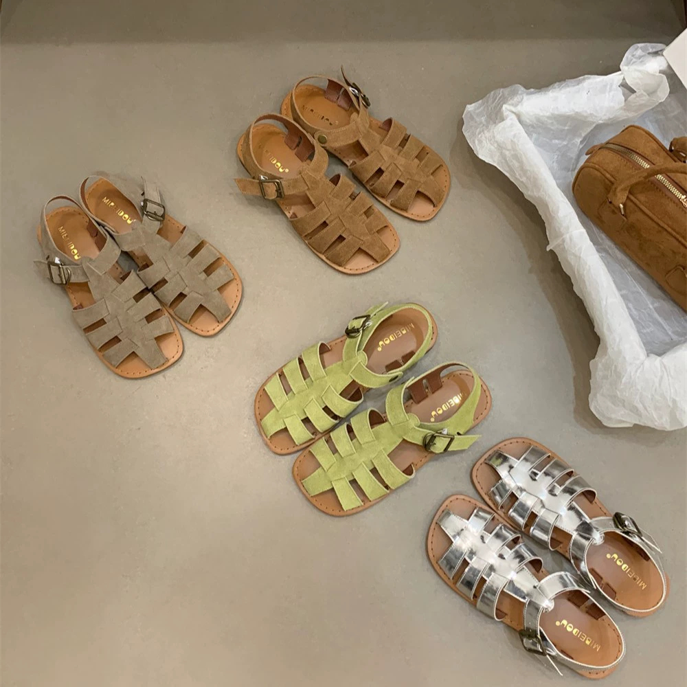 Женские сандалии из натуральной кожи на мягкой подошве с тканым носком во французском стиле ретро, ​​модные женские римские туфли на плоской подошве в сказочном стиле 2025 года, модные