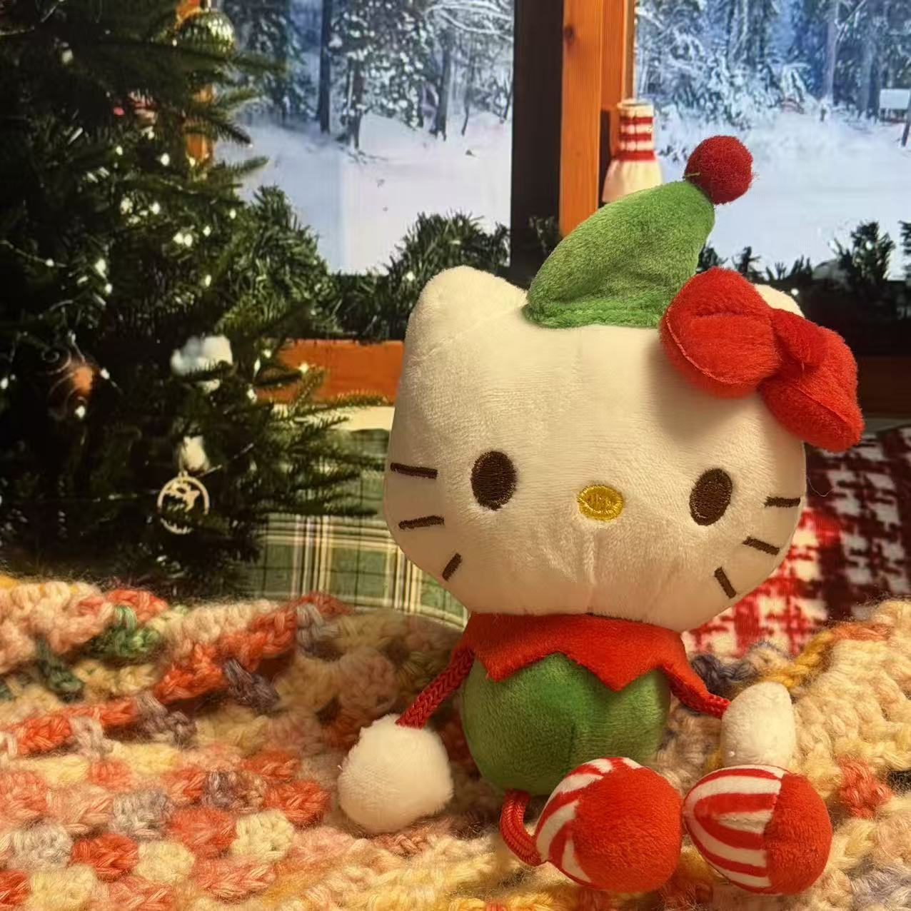 黒麦わら帽子キティ帽子ベビーペンダントラブバックル人形人形かわいいヘップバーンスタイルペンダントキーホルダー