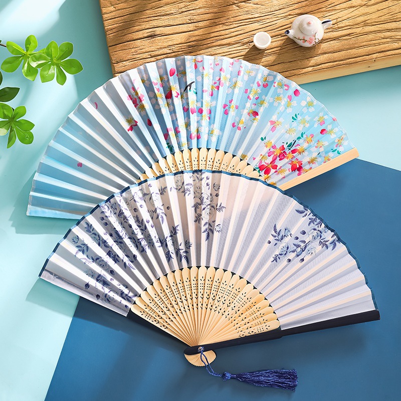 Ventilador Ventilador plegable Estilo chino Estilo antiguo Estilo japonés Mujer borla Verano Niños Plegable portátil Baile Hanfu Mini ventilador
