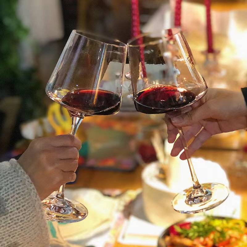 Juego de copa de vino cuadrado Copa de vino de cristal de alta gama de lujo europeo Copa de vino de Borgoña 535ml