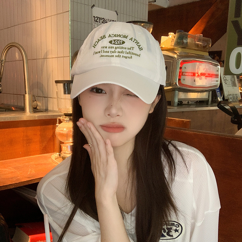 Quick dry thin breathable baseball cap