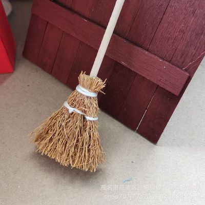 DELLHOUSE布娃娃屋配件場景模型 迷妳複古家具創意擺件手編小掃把