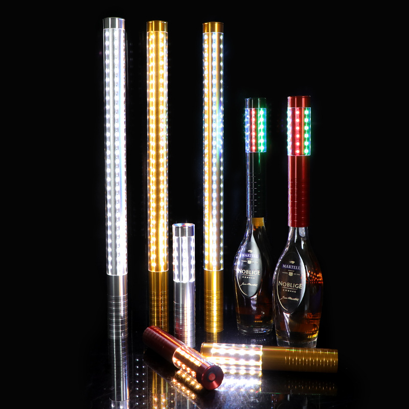 Bar champán flash palo LED carga caballo corriendo Flash extranjero vino Cap nightclub KTV punto luminoso danza palo atmósfera carretera