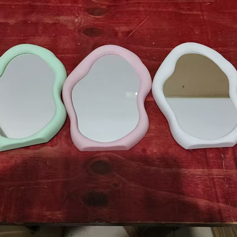 ins云朵化妆镜台式少女可立挂墙镜学生宿舍不规则高清梳妆镜