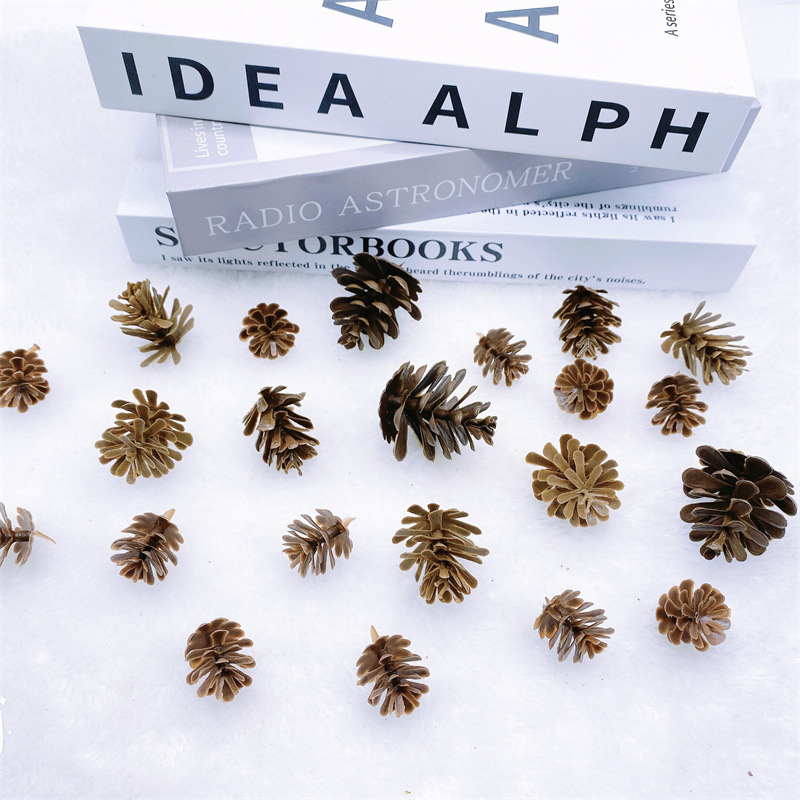 Cono de pino de simulación de plástico accesorios de artesanía de Navidad accesorios de bricolaje accesorios de tiro adornos de decoración de Navidad 2-6cm