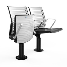 ��ý�w�W�g���d���ΌWУ���������B���n���ΌW���A�ݽ����n����