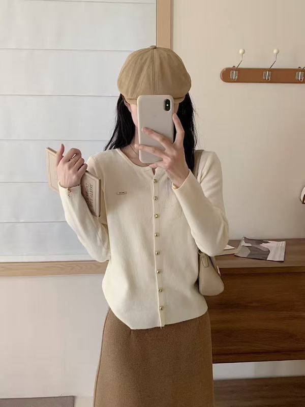 简约百搭V领针织衫女春季韩版减龄修身显瘦毛衣开衫洋气叠穿上衣|undefined