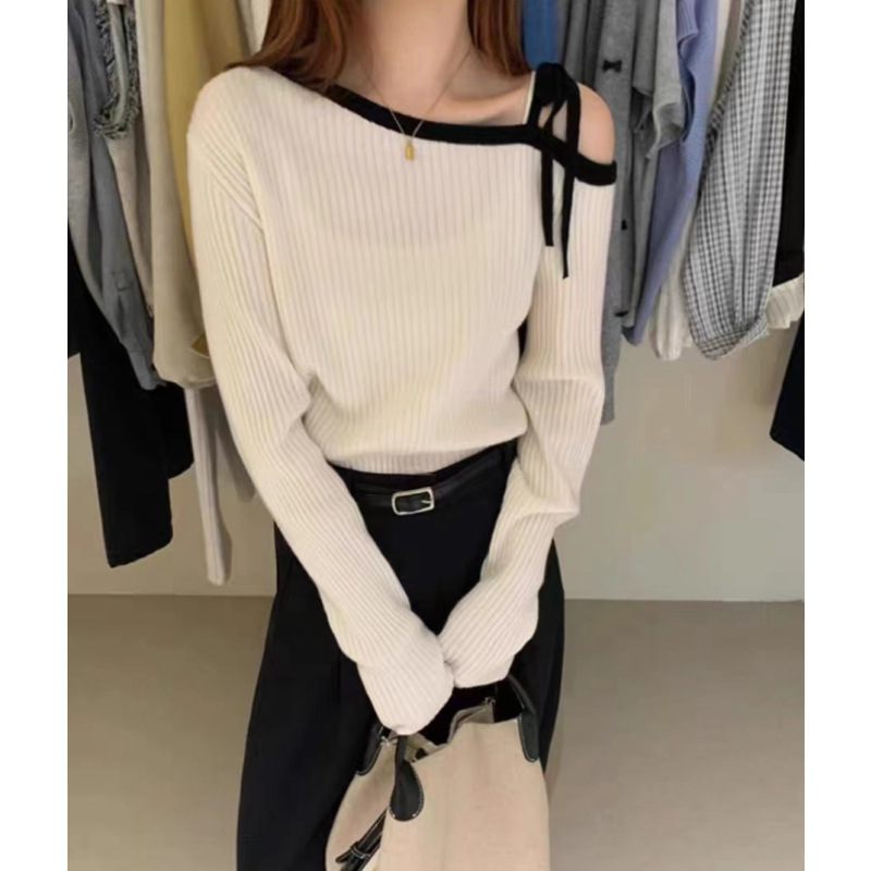 Korean Style Simple and Gentle Elegant Off-Shoulder Knitted Sweater for Women European Station 2025 Early Autumn New Slimming Look Women