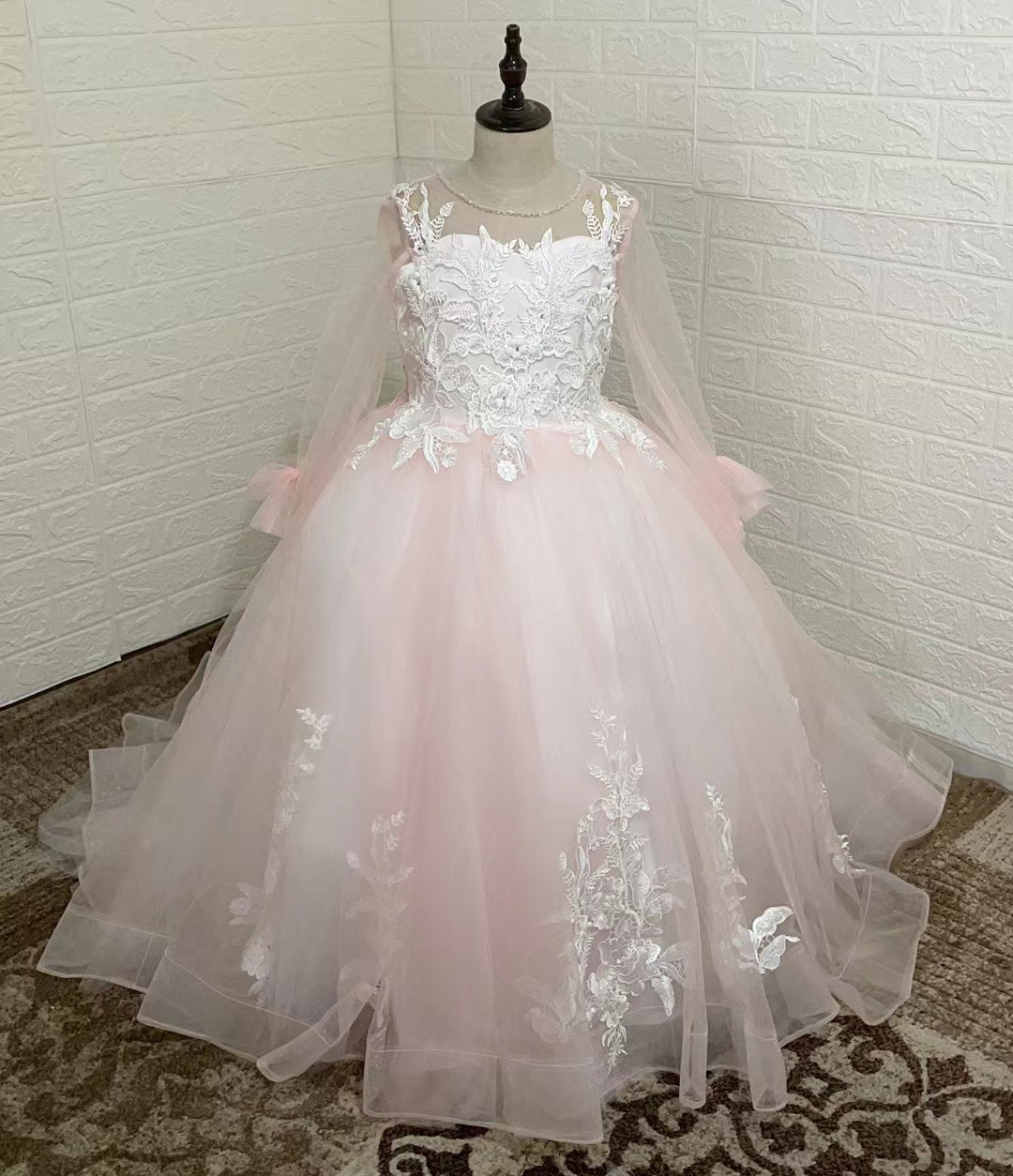 Robe de princesse en dentelle pour fille robe de soirée manches_voghion.com