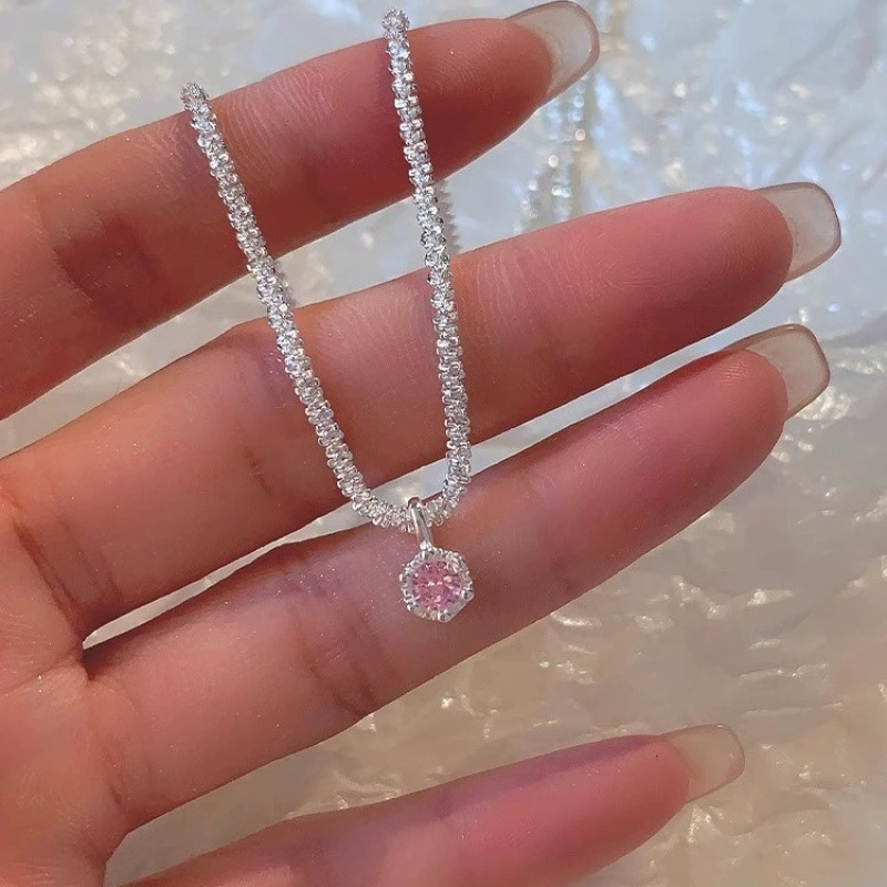 Колье Brand, подвес на цепочке из серебра 925, маленький розовый блестящий шарм для сумки