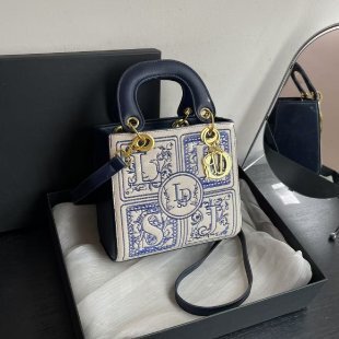 戴妃包女女包小众设计包包女包2025新款手提包时尚刺绣水桶包斜挎|undefined